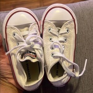 Toddler White Converse shoe